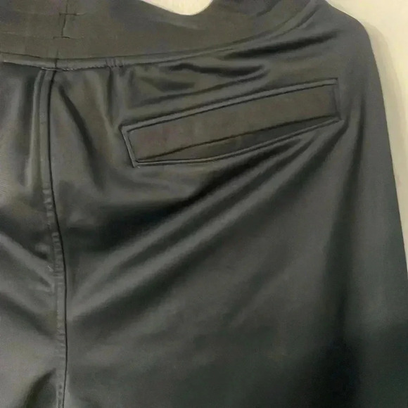 Men’s under armour sport style tricot joggers - Picture 7 of 8